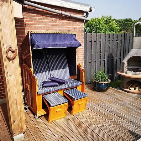 Holiday home Huus An't Diek Norden