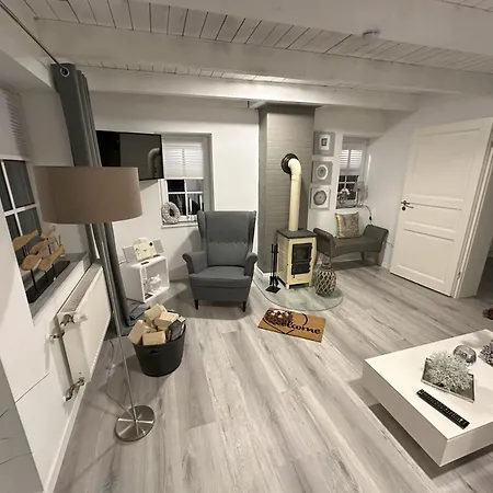 Casa de Férias Huus An't Diek, Maisonette In Deichnaehe, Naehe Norddeich Norden