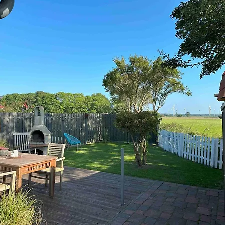 Huus An't Diek, Maisonette In Deichnaehe, Naehe Norddeich