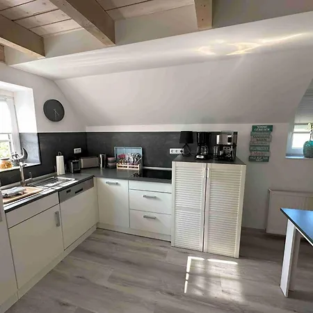 Huus An't Diek, Maisonette In Deichnaehe, Naehe Norddeich Norden