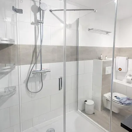 Dom wakacyjny Huus An't Diek, Maisonette In Deichnaehe, Naehe Norddeich