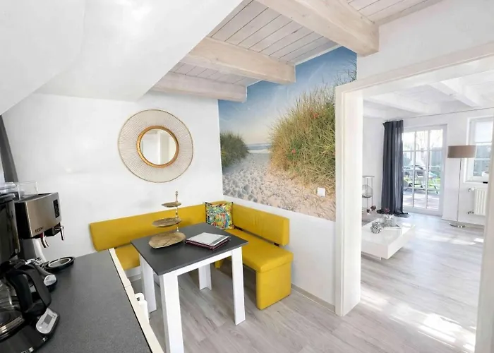 Huus An't Diek, Maisonette In Deichnaehe, Naehe Norddeich *